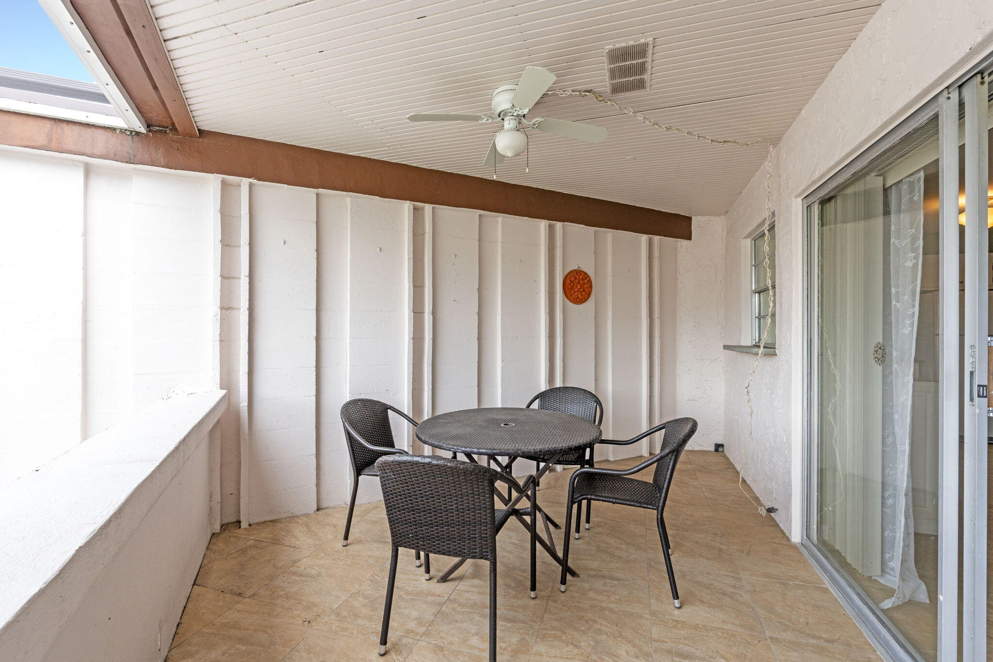 3 Greenway Village North, Unit 209 Royal Palm Beach, FL 33411 - Photo 23 of 33 Balcon