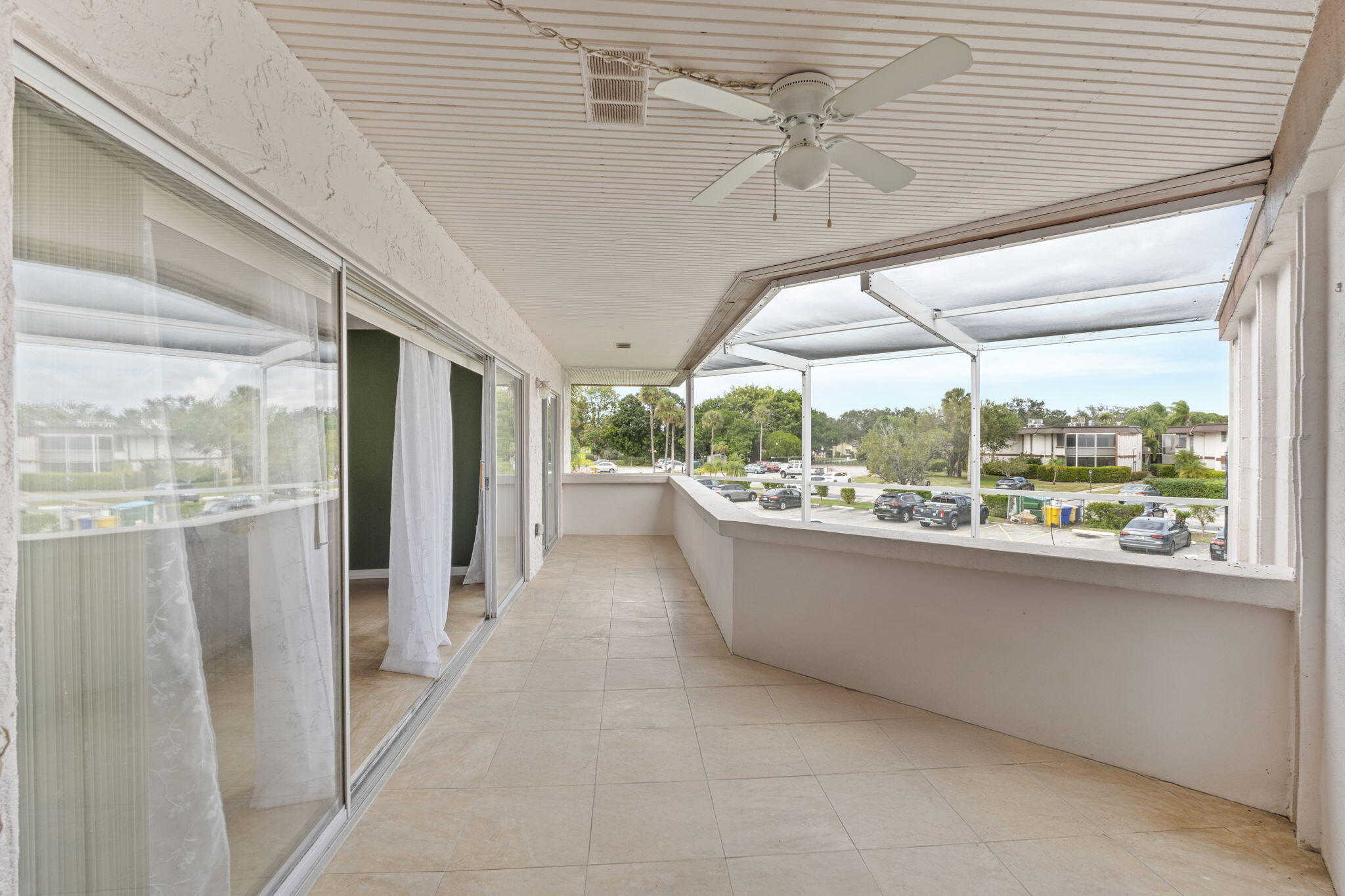 3 Greenway Village North, Unit 209 Royal Palm Beach, FL 33411 - Photo 24 of 33 Balcon 2
