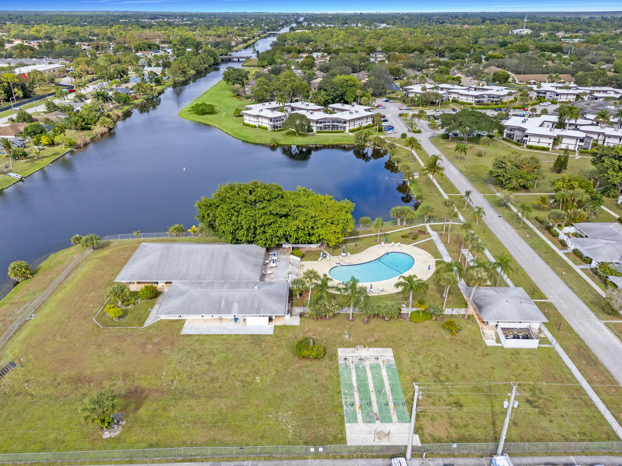 3 Greenway Village North, Unit 209 Royal Palm Beach, FL 33411 - Photo 33 of 33 Community Area 2