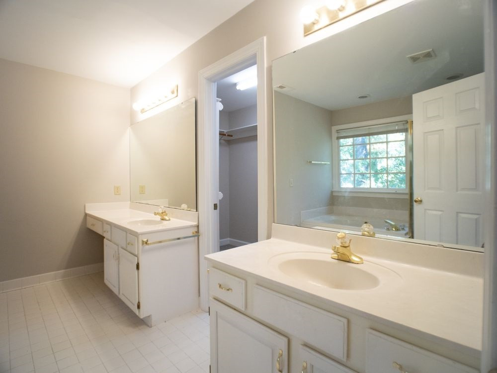 4604 Interlachen Place Raleigh, NC 27612 - Photo 17 of 30 Photo 17