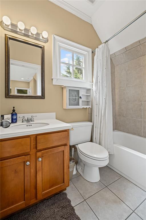 23 Laurel Ridge Trail Big Canoe, GA 30143 - Photo 25 of 36 a bathroom with a toilet sink and mirror