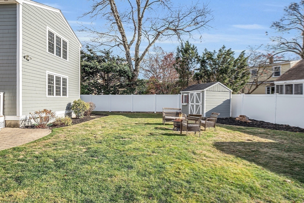 29 Faulkner Road North Andover, MA 01845 - Photo 7 of 13 Gallery Image 7