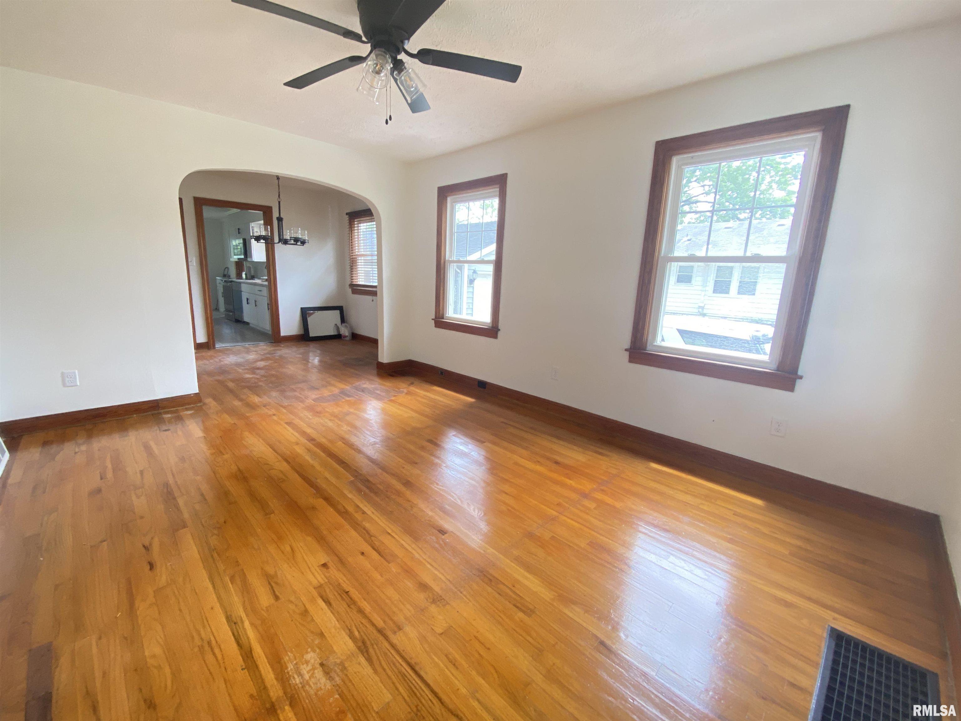 3236 South 5th Street Springfield, IL 62703 - Photo 4 of 27