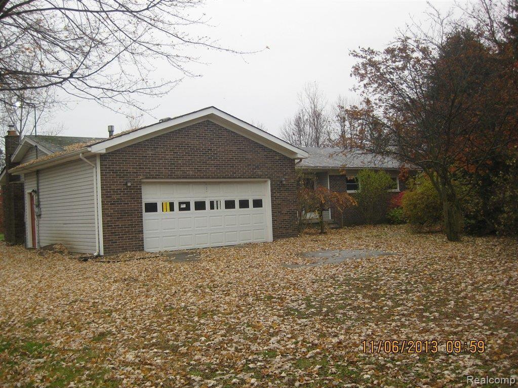 16130 Hoeft Road Belleville, MI 48111 - Photo 1 of 13 005.JPG
