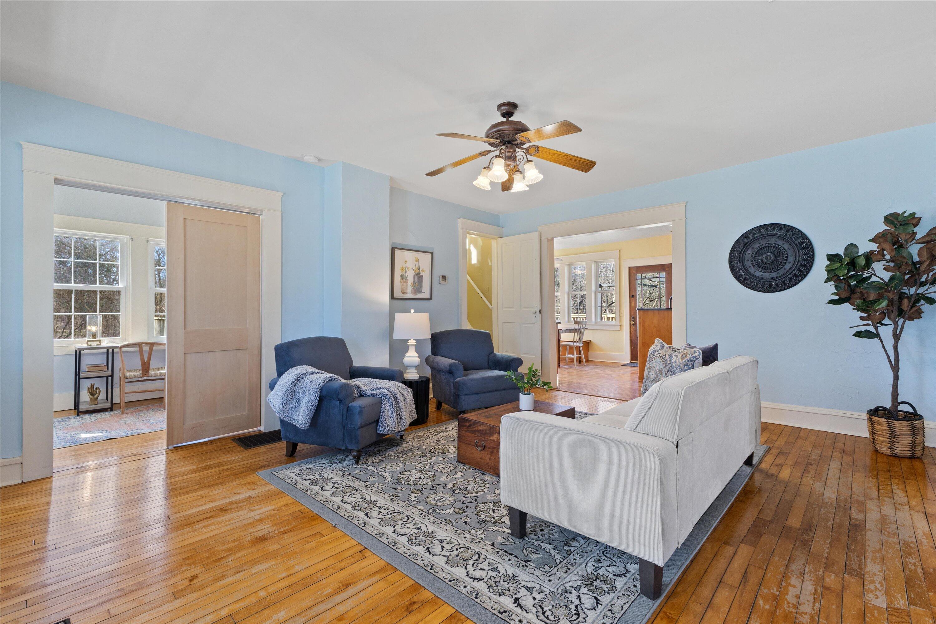 S38W31902 Wern Way Genesee, WI 53189 - Photo 6 of 67 Living Room