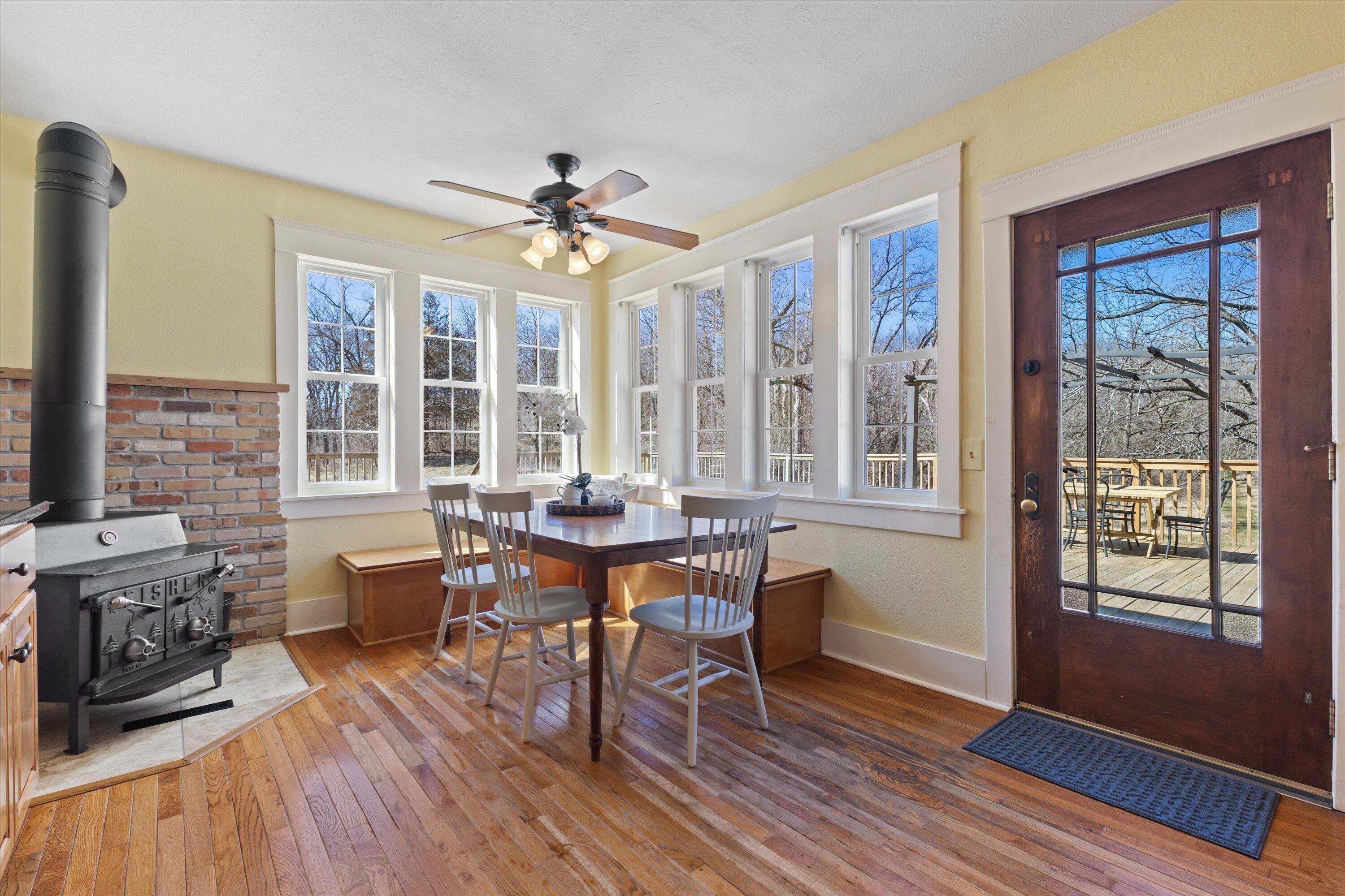 S38W31902 Wern Way Genesee, WI 53189 - Photo 10 of 67 Eat-in Kitchen with window seat