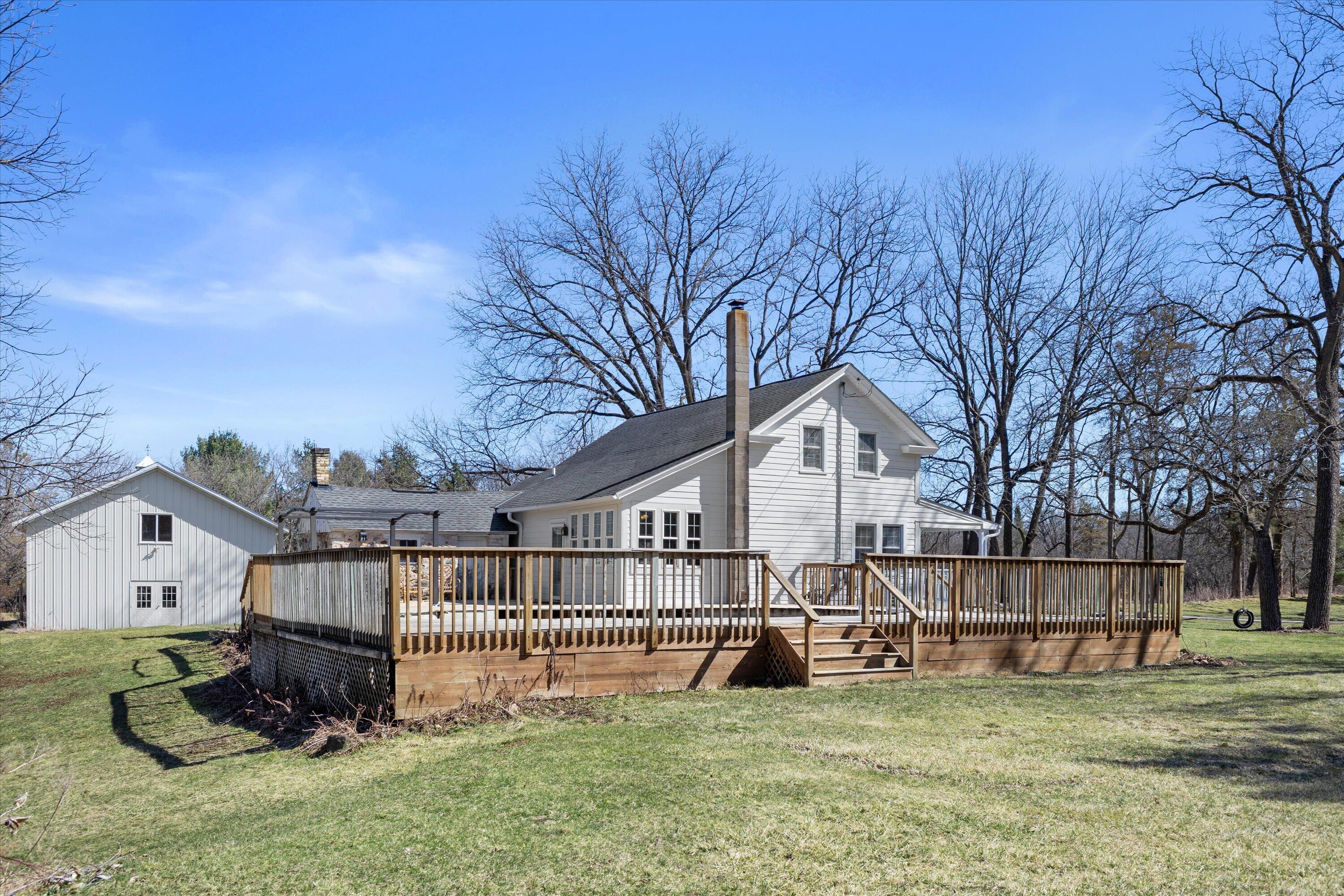 S38W31902 Wern Way Genesee, WI 53189 - Photo 46 of 67 large deck