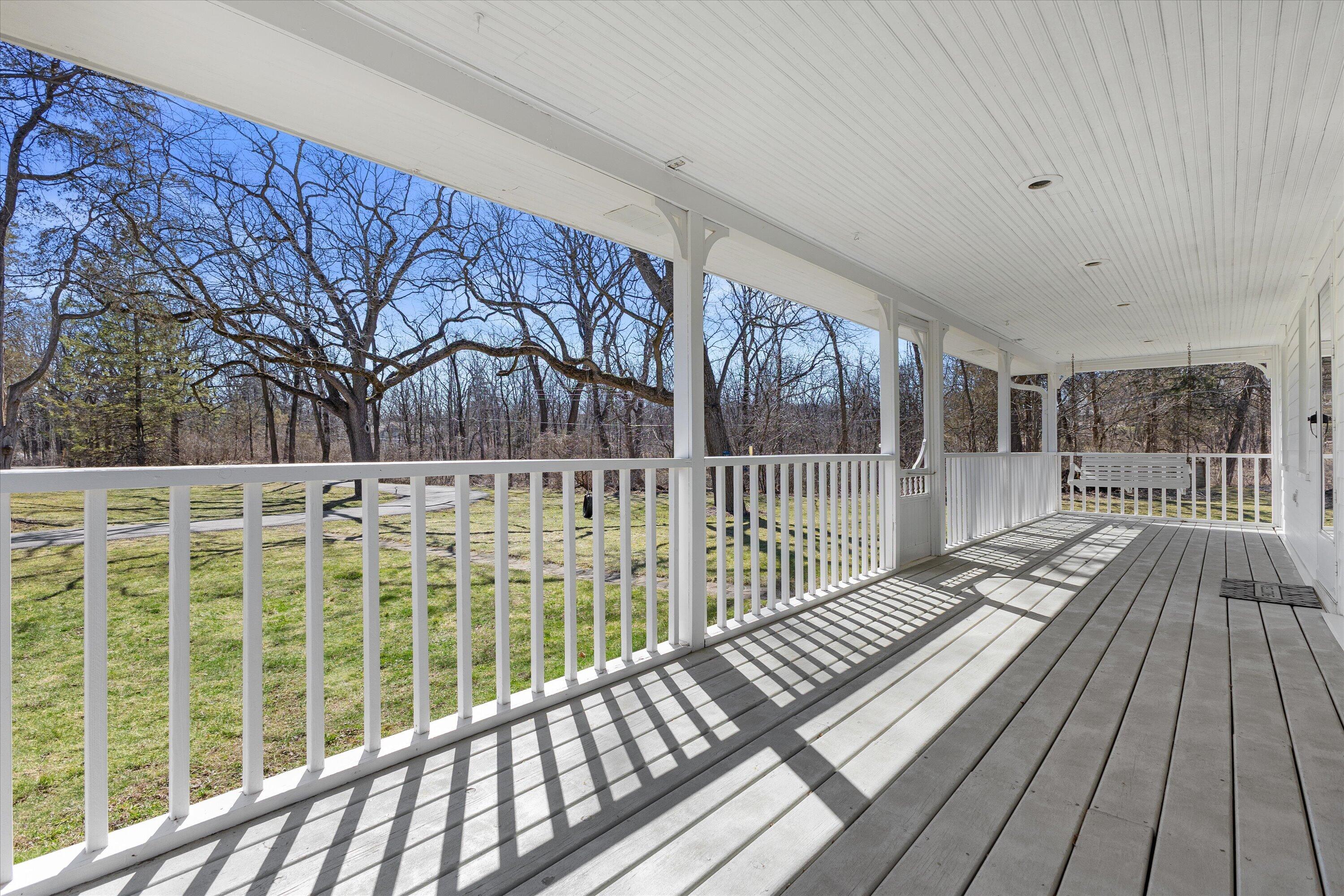 S38W31902 Wern Way Genesee, WI 53189 - Photo 4 of 67 Front Porch