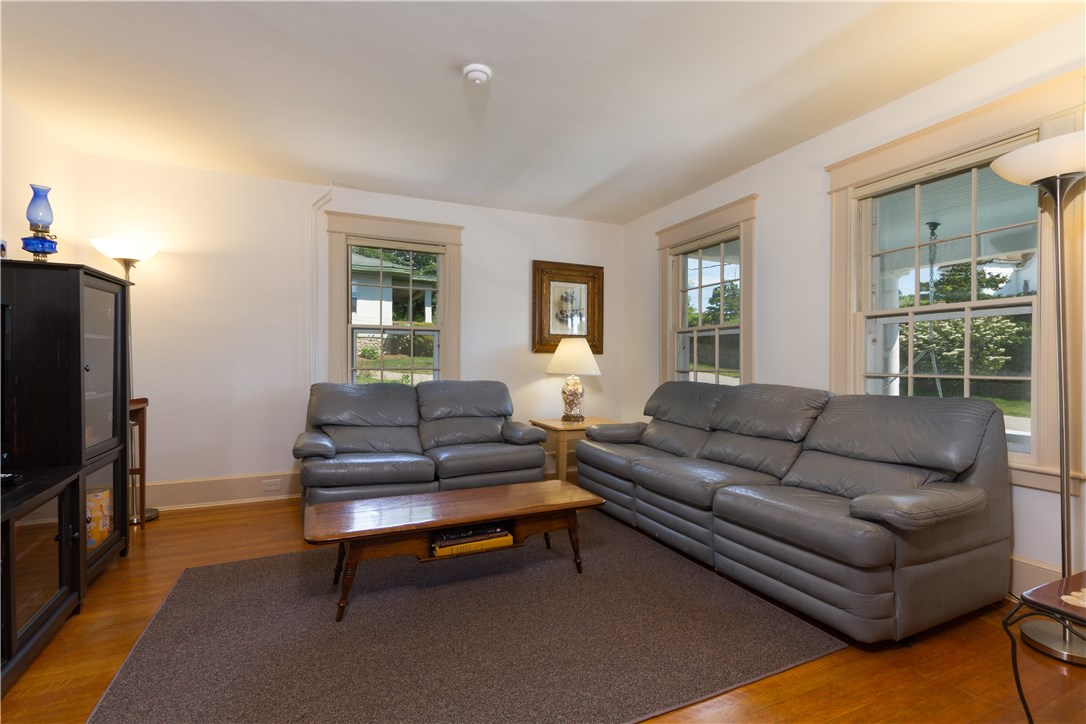 14 Plimpton Road Westerly, RI 02891 - Photo 9 of 39