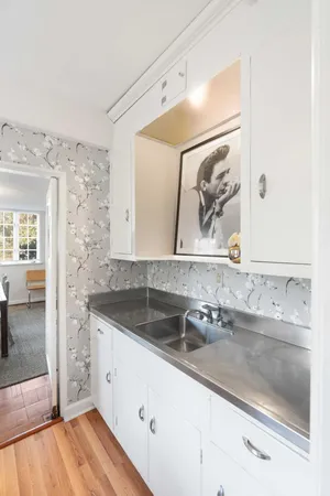$1,800,000 | 2545 North Hobson Avenue, North Charleston, SC 29405
