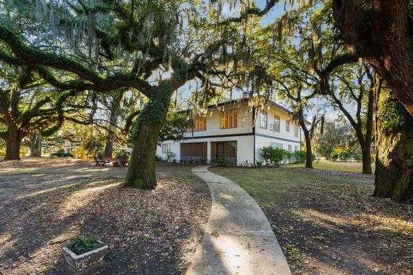 $1,800,000 | 2545 North Hobson Avenue, North Charleston, SC 29405