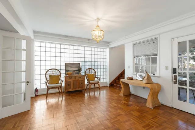 $2,400,000 | 2545 North Hobson Avenue, North Charleston, SC 29405