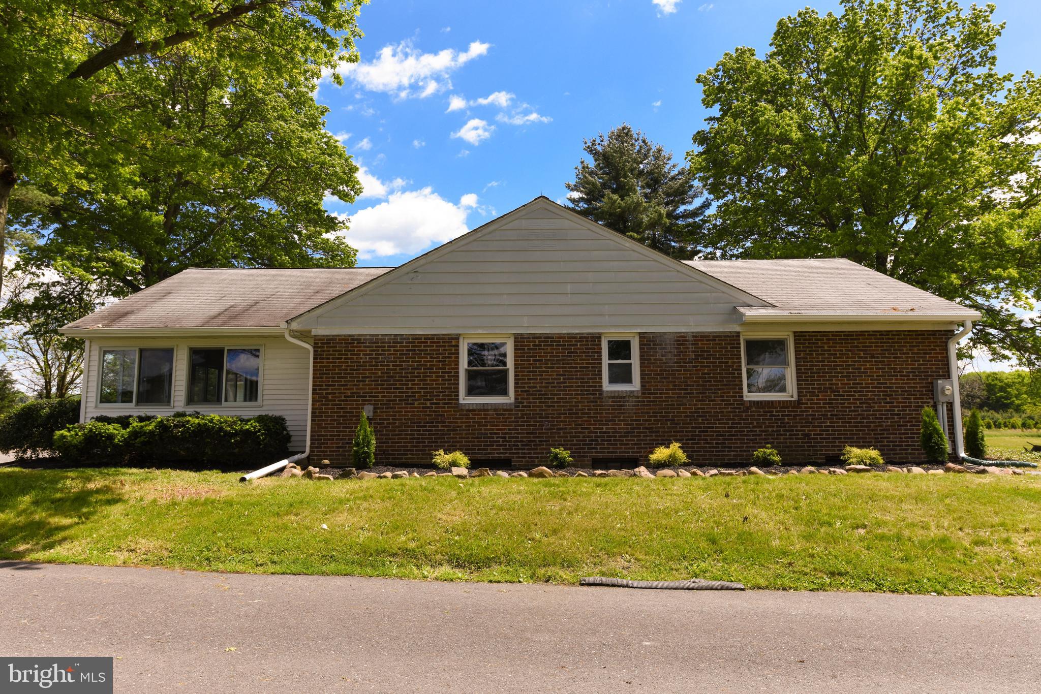 1244 Hedding Road Columbus, NJ 08022 - Photo 9 of 74