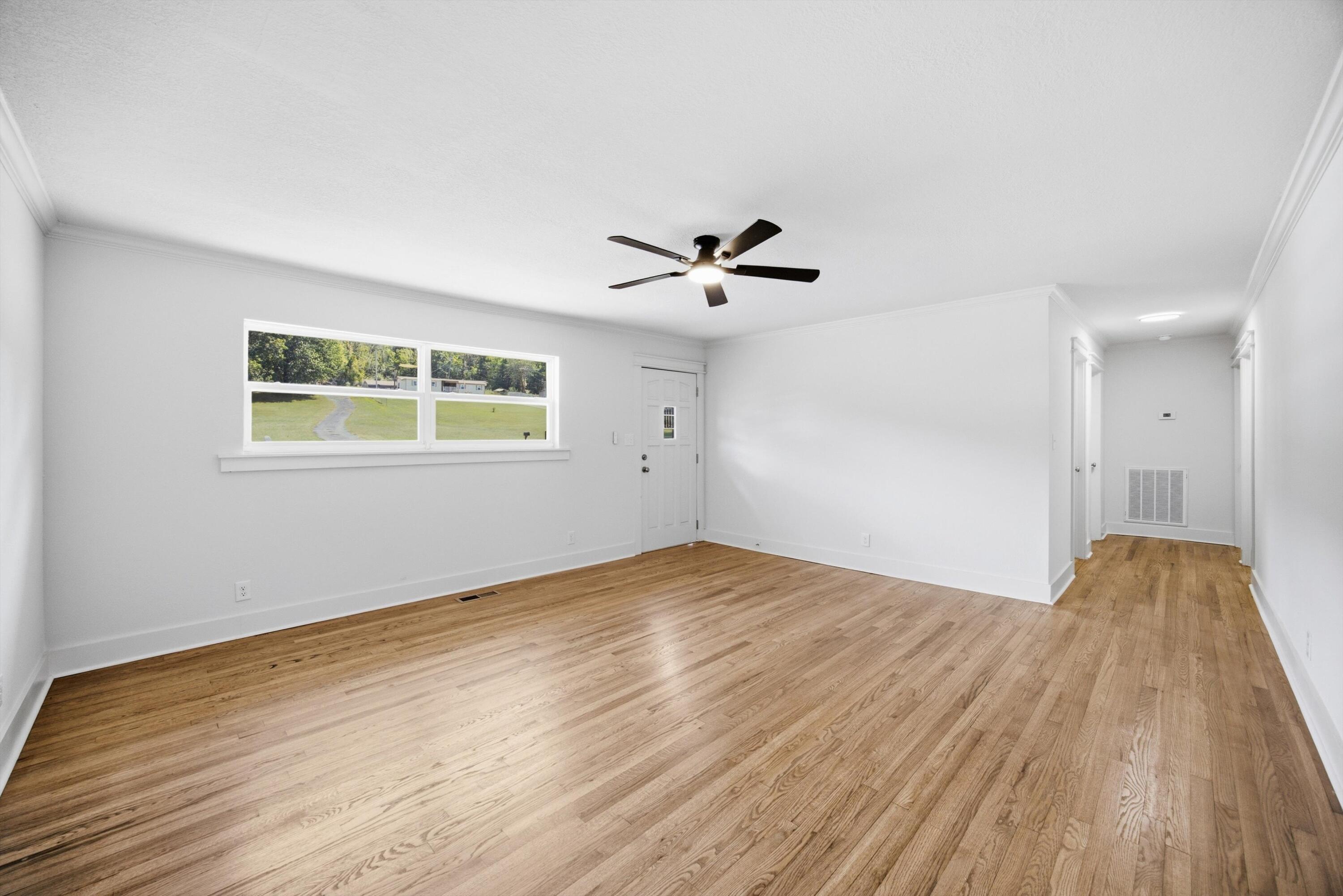 375 East Hills Road Jasper, TN 37347 - Photo 7 of 30 07-375EHillsRd-01