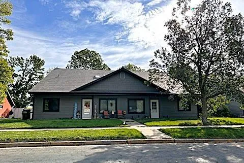$1,450 | 410 South Division Street, Unit 1, Roberts, WI 54023