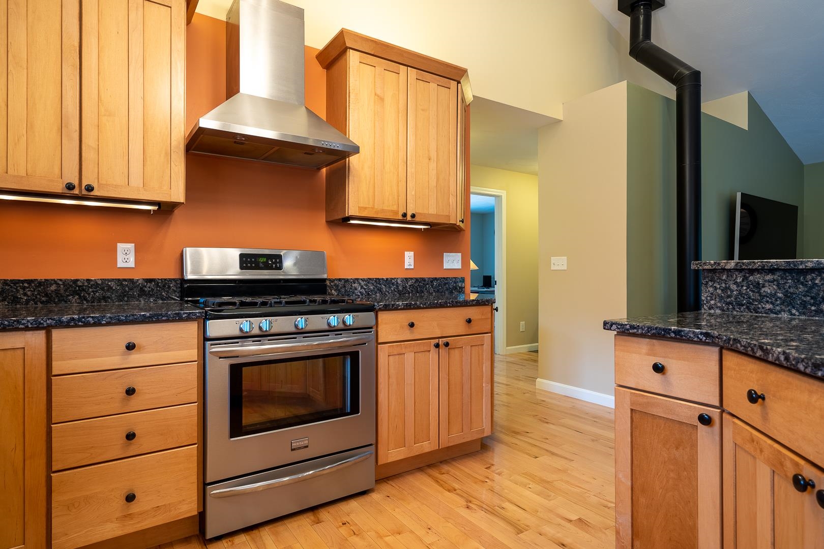 58 Edgewater Drive, Unit 58 Hooksett, NH 03106 - Photo 12 of 35