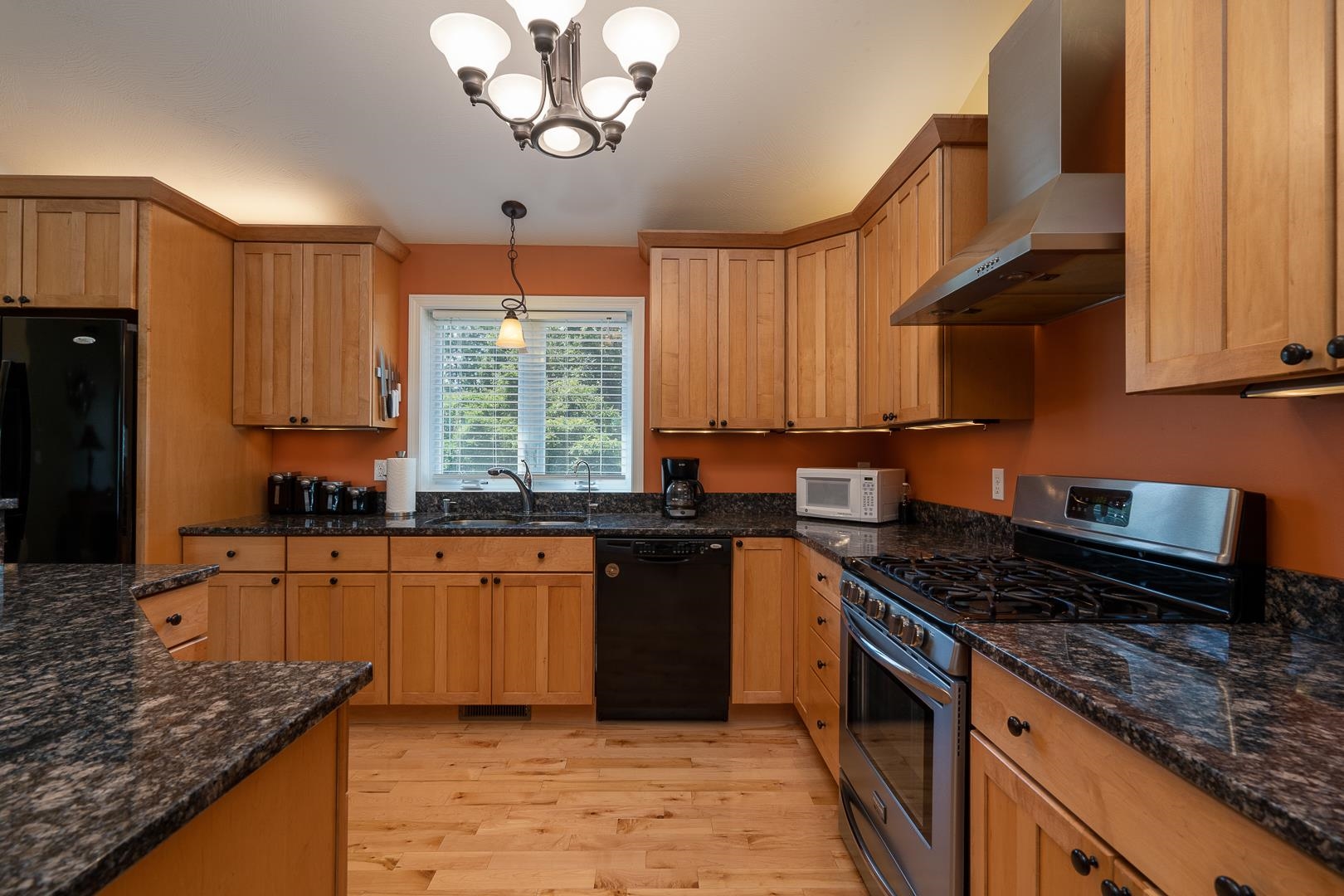 58 Edgewater Drive, Unit 58 Hooksett, NH 03106 - Photo 13 of 35