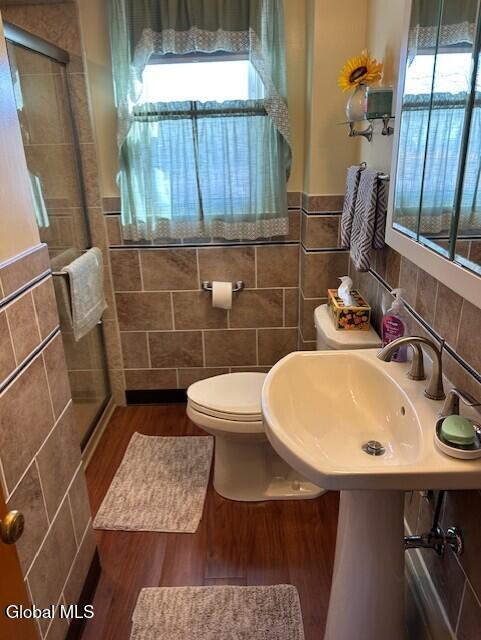 39 Clayton Place Albany, NY 12209 - Photo 12 of 19 bathroom