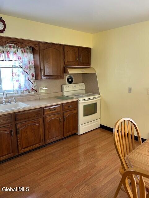 39 Clayton Place Albany, NY 12209 - Photo 6 of 19 kitchen 1