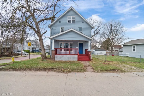 $129,900 | 594 Columbia Avenue, Akron, OH 44310