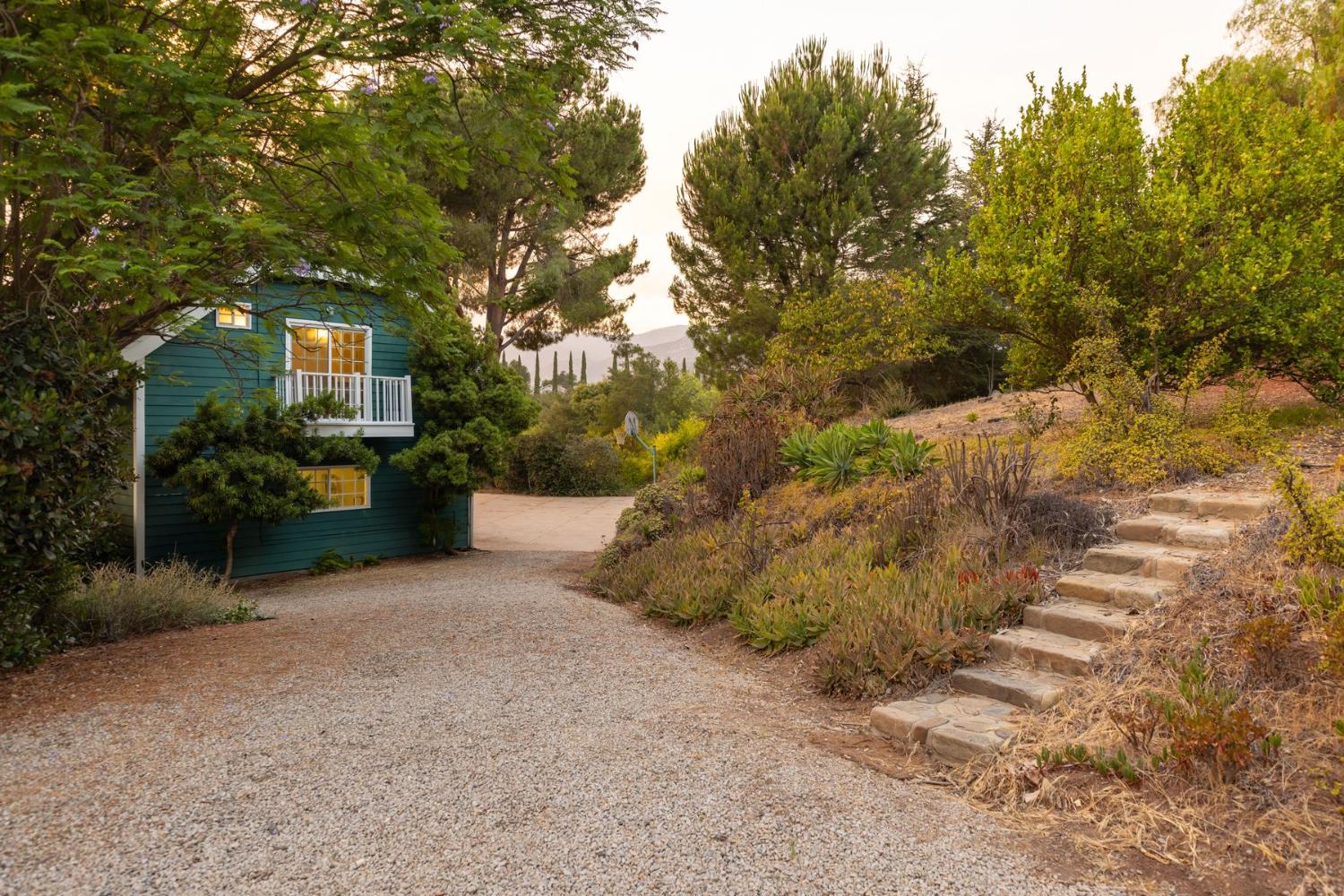 1881 Meiners Road Ojai, CA 93023 - Photo 23 of 50