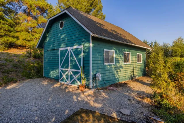 $2,295,000 | 1881 Meiners Road, Ojai, CA 93023