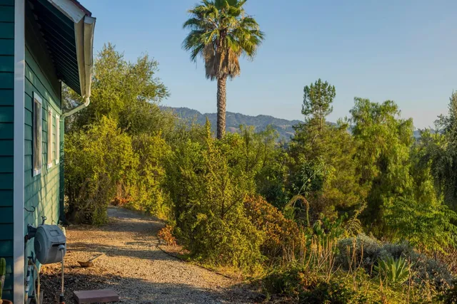 $2,295,000 | 1881 Meiners Road, Ojai, CA 93023
