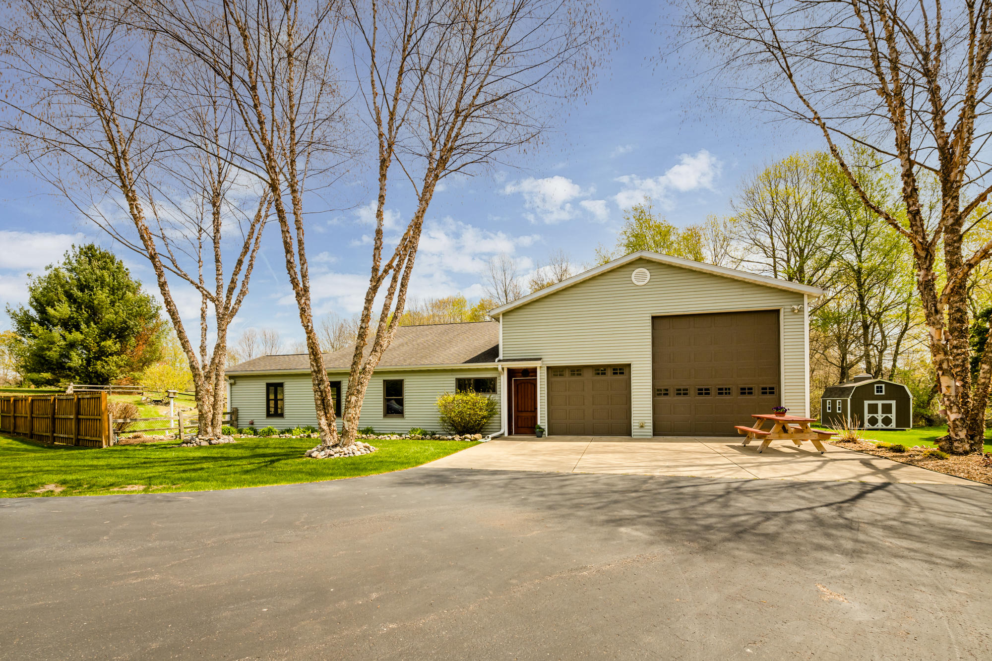 2811 Fairview Road Eau Claire, MI 49111 - Photo 1 of 35 Fairlawn-101