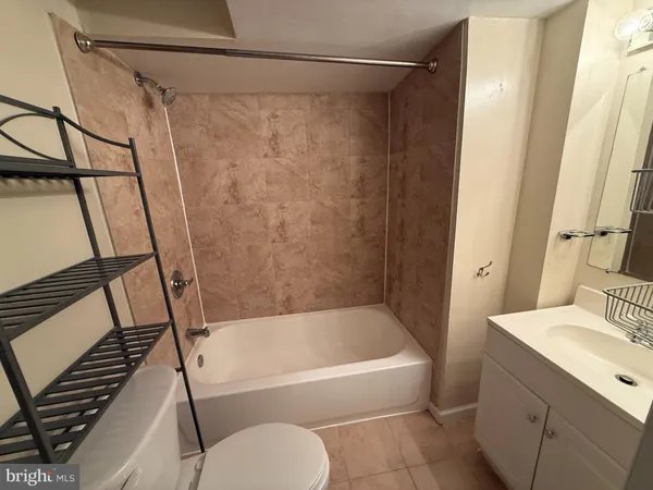 $2,600 | 3288 Wyndale Court, Woodbridge, VA 22192