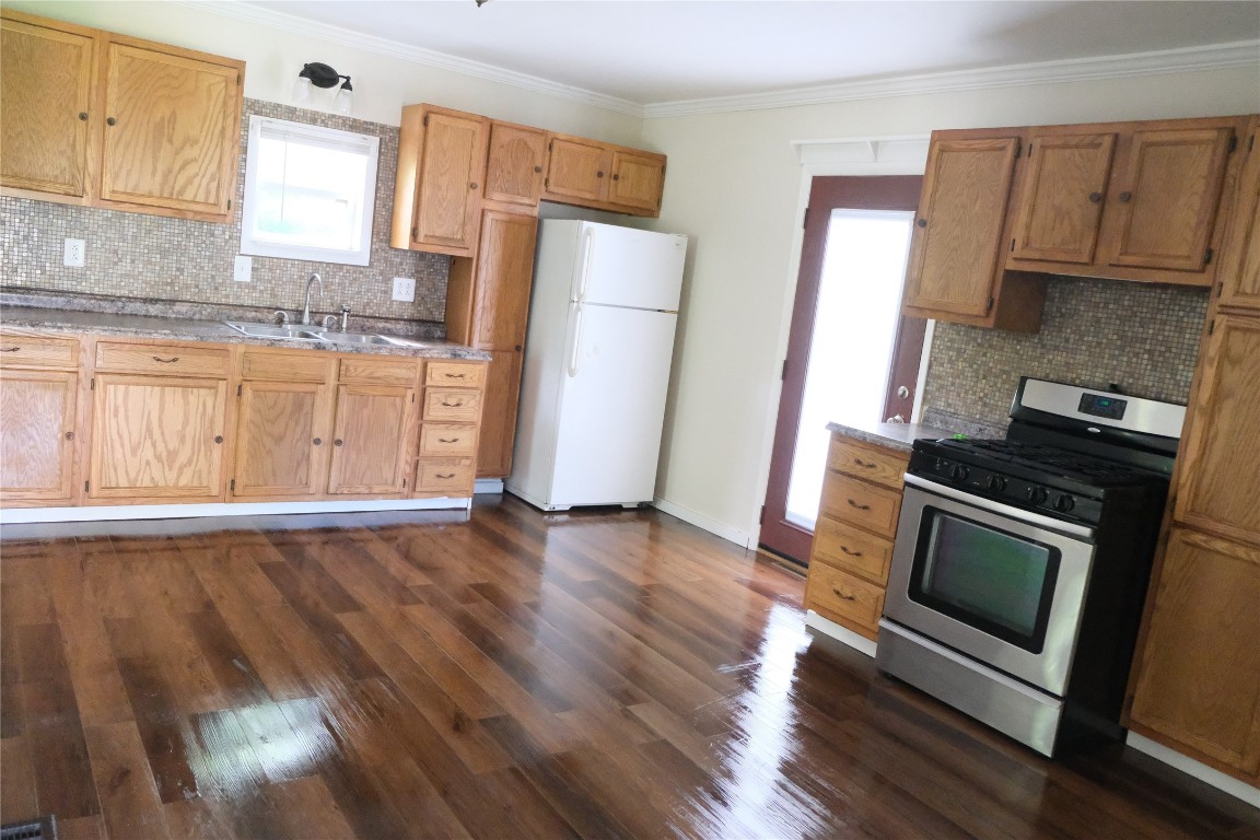 5 Ithaca Street Waverly, NY 14892 - Photo 12 of 24