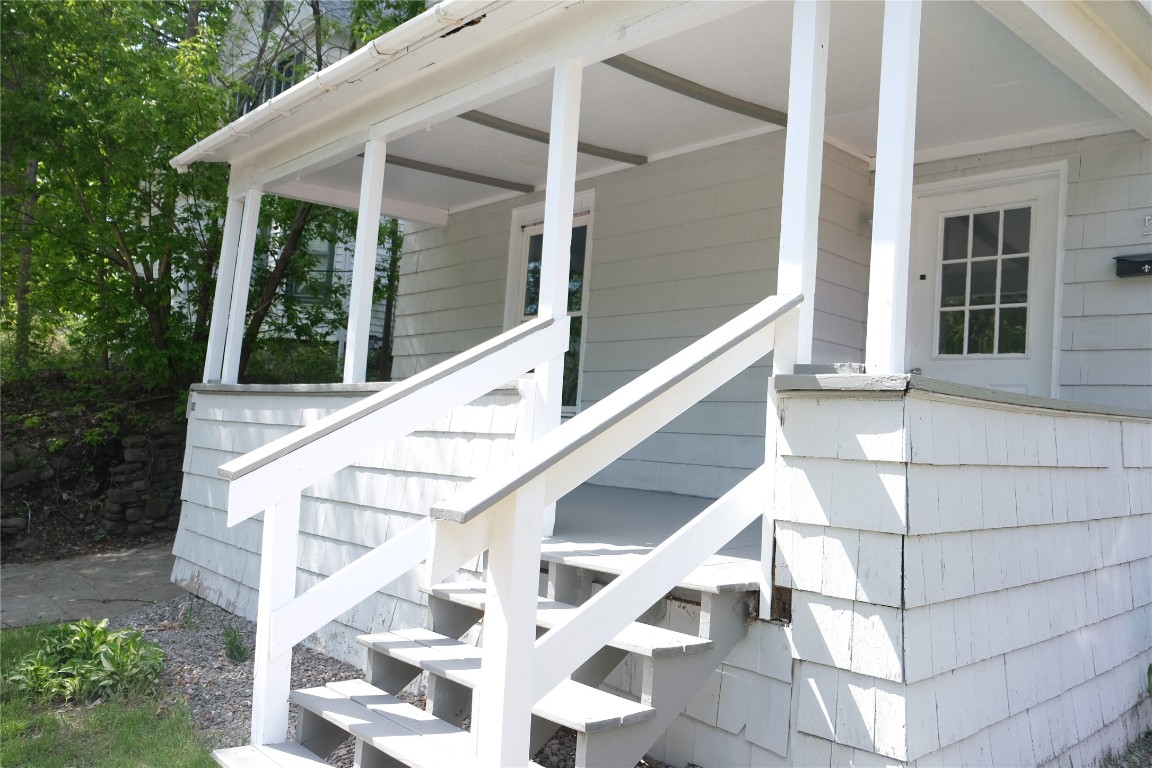 5 Ithaca Street Waverly, NY 14892 - Photo 4 of 24