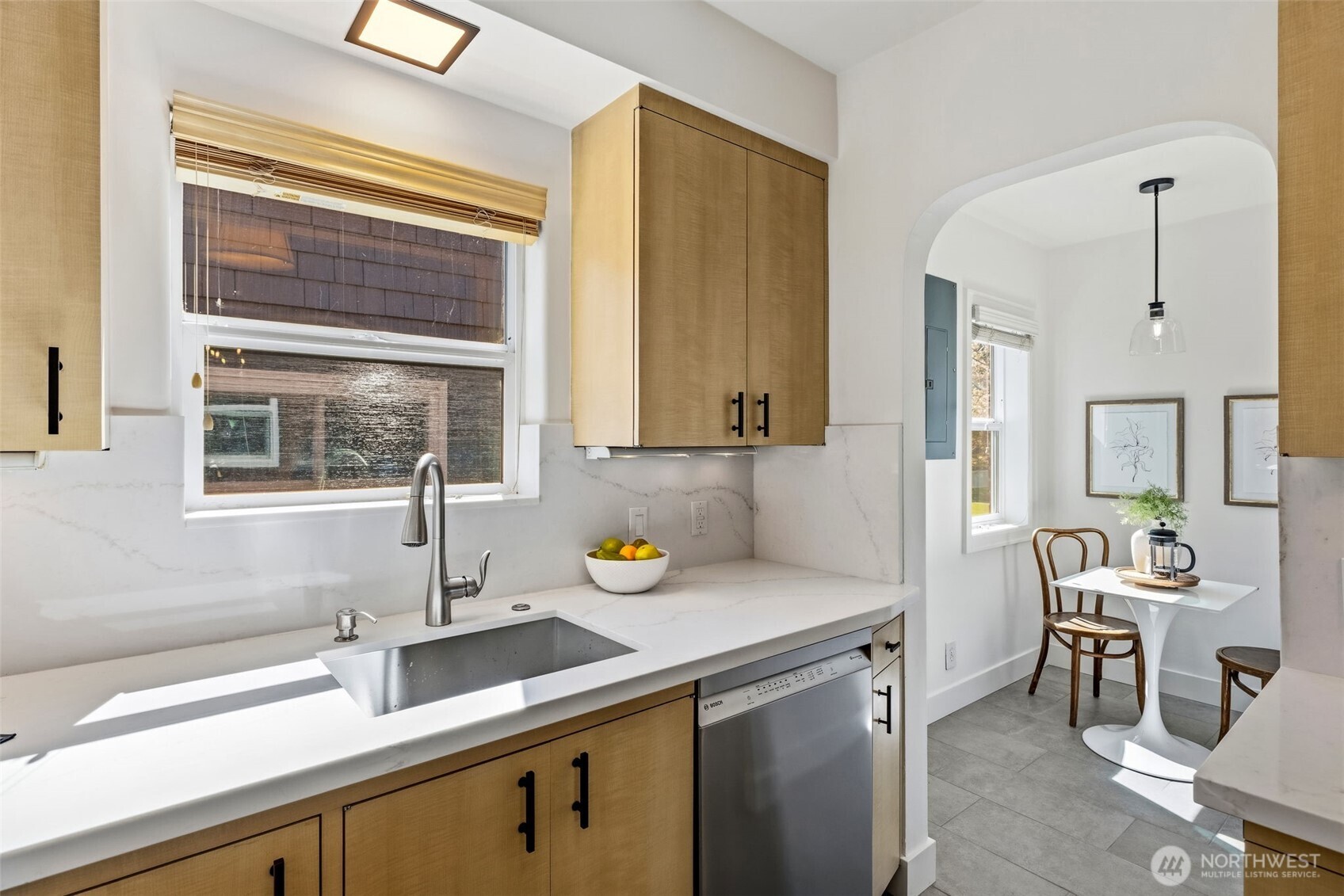 1906 44th Avenue Southwest Seattle, WA 98116 - Photo 11 of 38