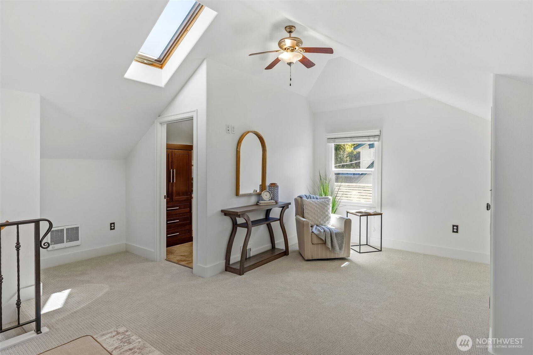 1906 44th Avenue Southwest Seattle, WA 98116 - Photo 17 of 38