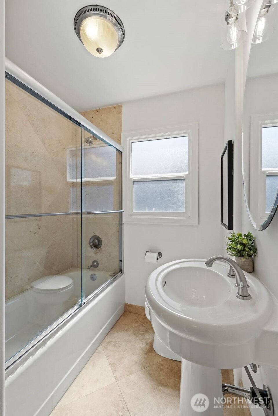 1906 44th Avenue Southwest Seattle, WA 98116 - Photo 23 of 38