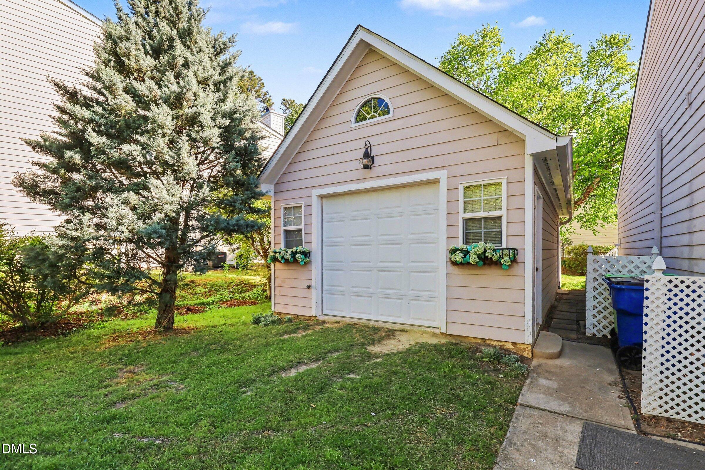 2200 Woodwyck Way Raleigh, NC 27604 - Photo 3 of 39 003_file_6203
