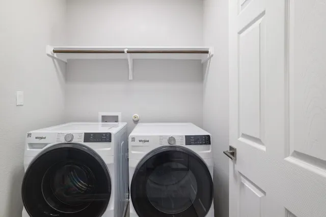 $2,400 | 4001 Birdwatch Loop, Unit 33, Pflugerville, TX 78660