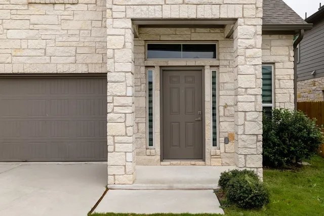 $2,400 | 4001 Birdwatch Loop, Unit 33, Pflugerville, TX 78660