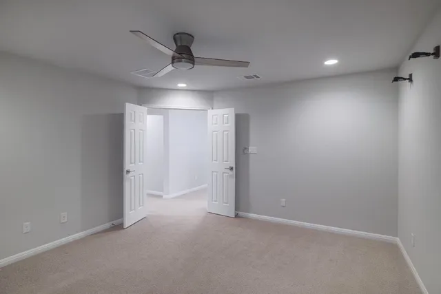 $2,400 | 4001 Birdwatch Loop, Unit 33, Pflugerville, TX 78660