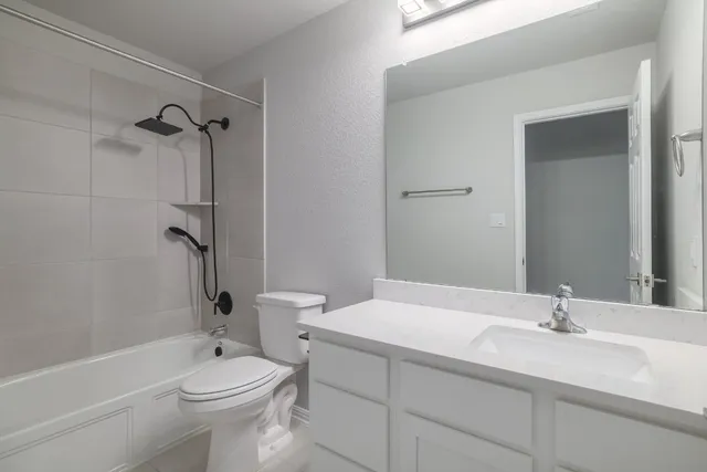 $2,400 | 4001 Birdwatch Loop, Unit 33, Pflugerville, TX 78660