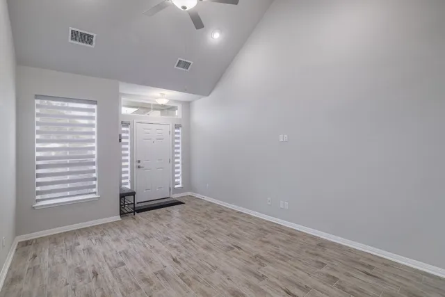 $2,400 | 4001 Birdwatch Loop, Unit 33, Pflugerville, TX 78660