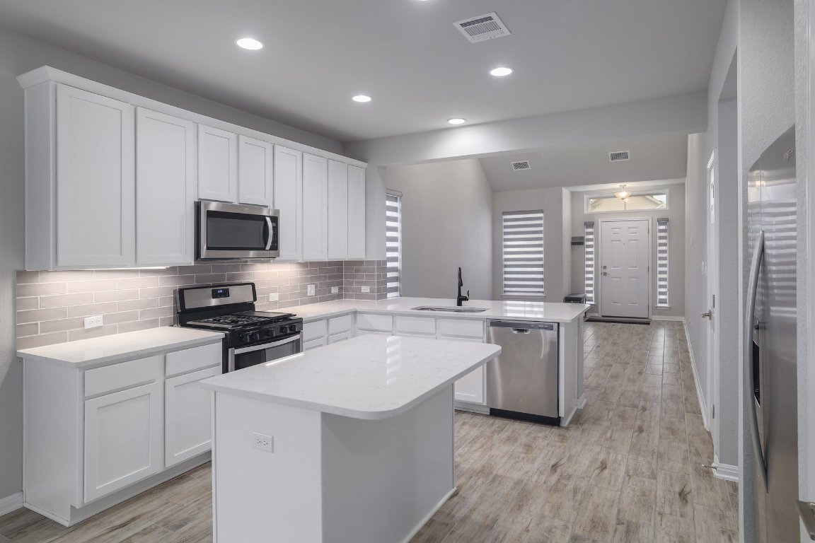 4001 Birdwatch Loop, Unit 33 Pflugerville, TX 78660 - Photo 8 of 33