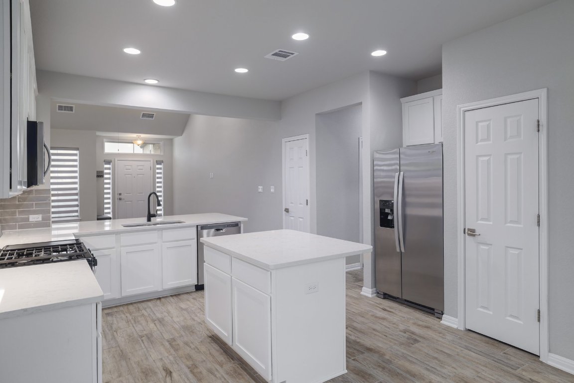 4001 Birdwatch Loop, Unit 33 Pflugerville, TX 78660 - Photo 9 of 33