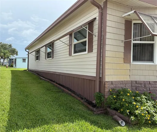 $169,000 | 161 Hickory Gate Drive, Palm Harbor, FL 34684