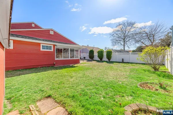 $650,000 | 49 Meakin Avenue, Rochelle Park, NJ 07662