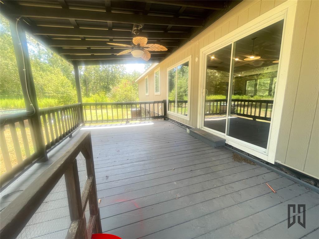 142 Hammontree Road Homer, LA 71040 - Photo 20 of 29 Back porch