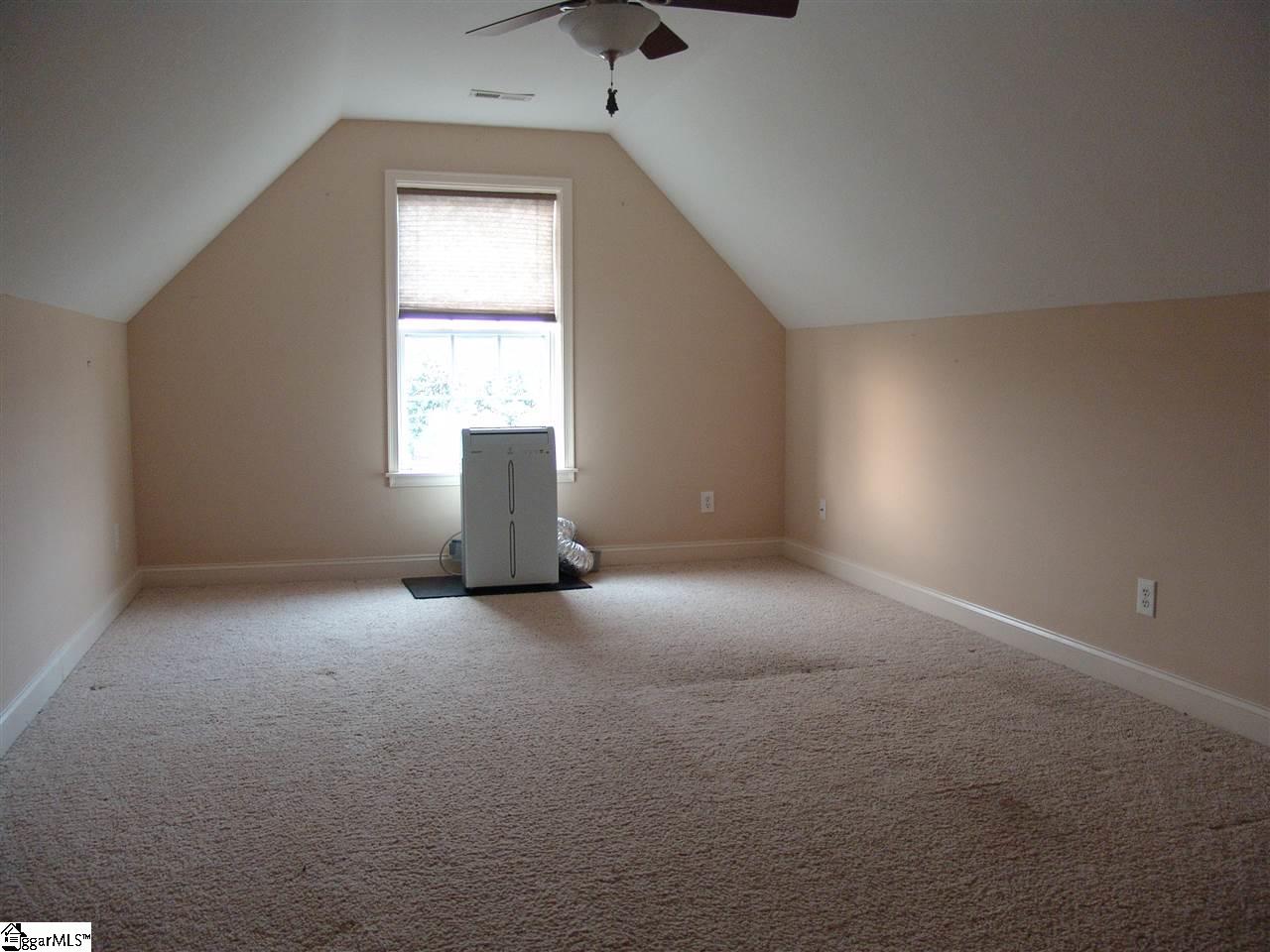 335 Mellow Way Greer, SC 29651 - Photo 17 of 18 Gallery Image 17