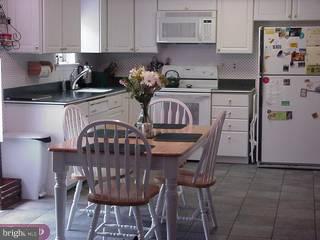 1146 Warren Road West Chester, PA 19382 - Photo 3 of 6 Gallery Image 3