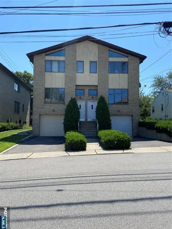 $3,900 | 2416 Hammett Avenue, Unit A, Fort Lee, NJ 07024