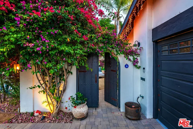 $1,649,000 | 4635 Bellflower Avenue, North Hollywood, CA 91602