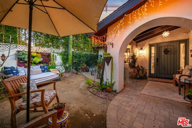$1,649,000 | 4635 Bellflower Avenue, North Hollywood, CA 91602